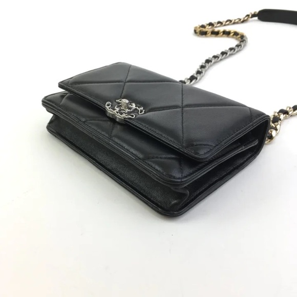 Chanel 19 Wallet On Chain (WOC) Black Lambskin With Gold and Silver Hardware - Picture 6 of 16